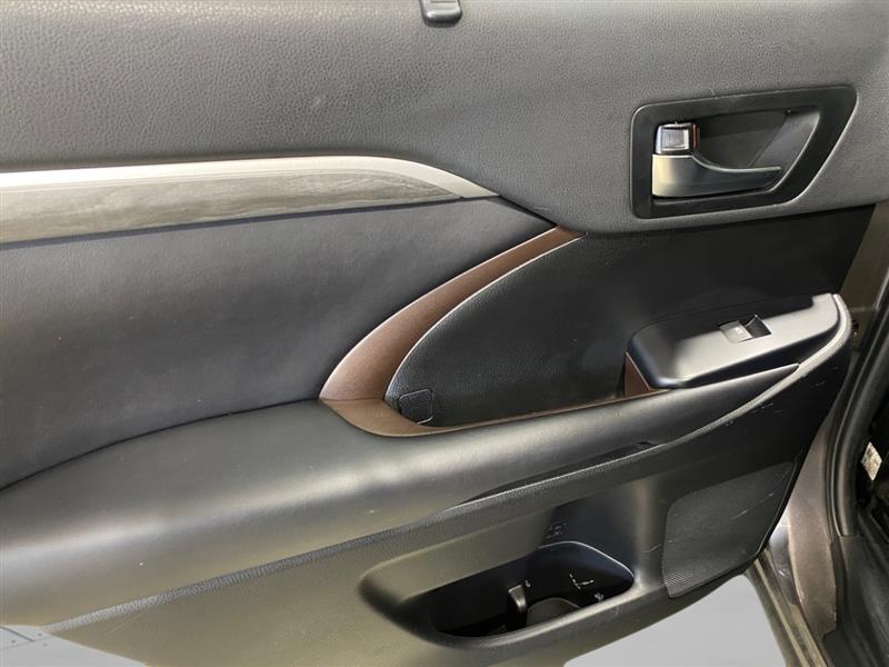 Toyota Highlander Limited Platinum AWD V6 2019