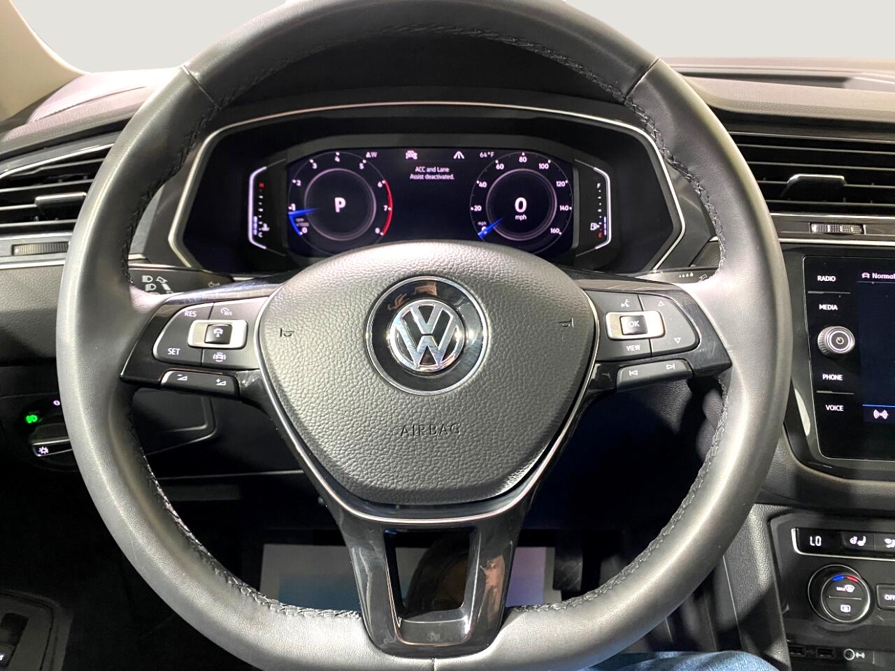 Volkswagen Tiguan SEL 4Motion AWD 2020
