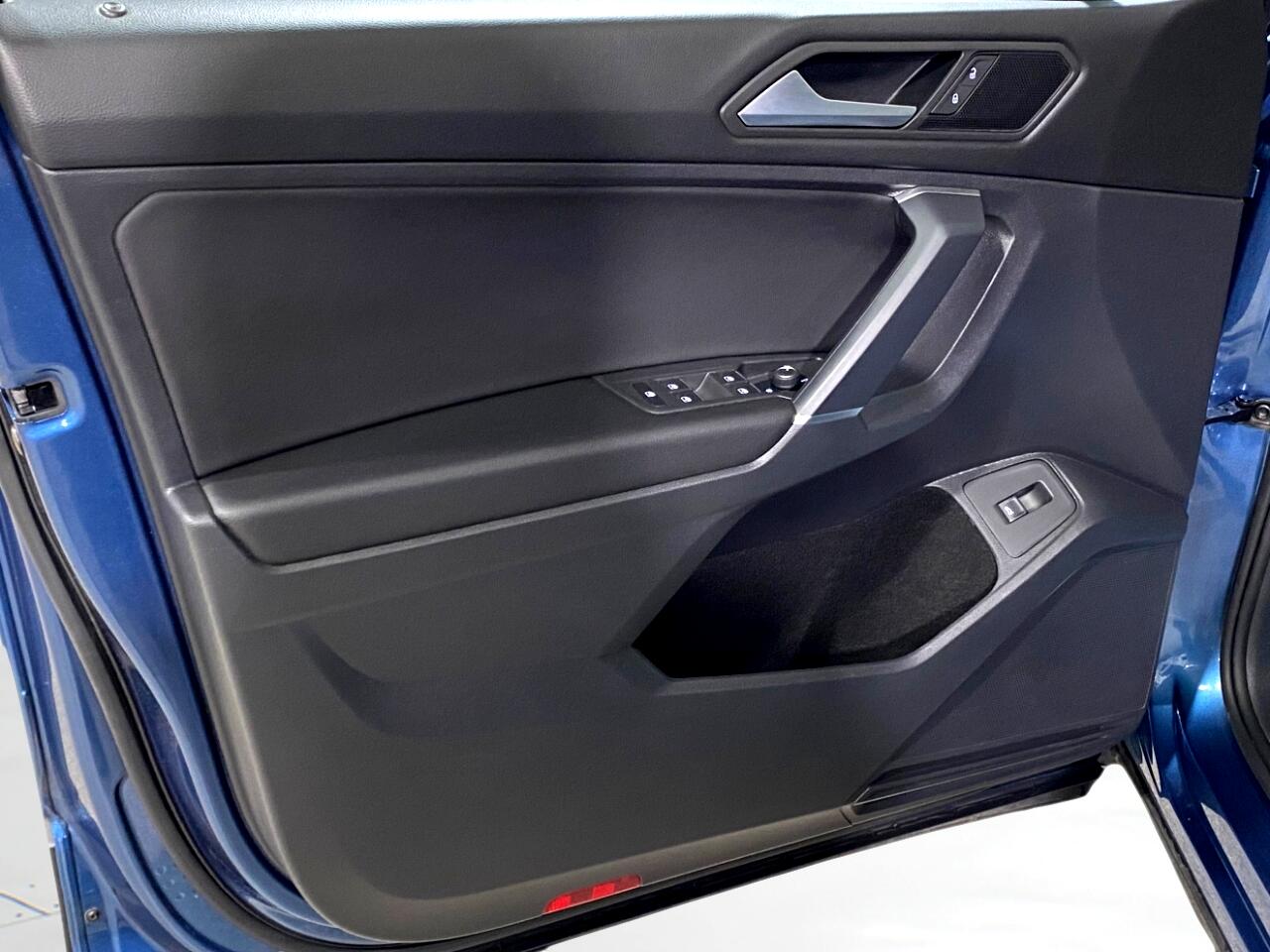 Volkswagen Tiguan SEL 4Motion AWD 2020