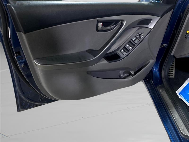 Hyundai Elantra Sport 6AT 2015