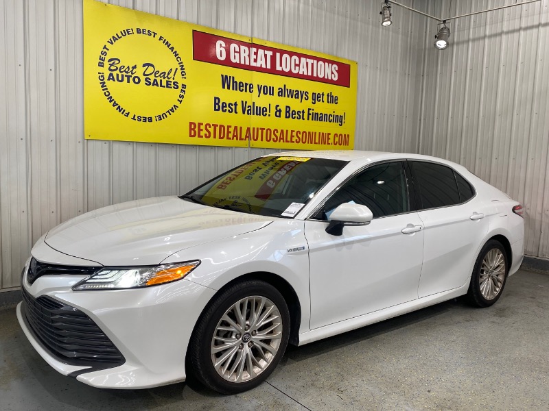 2019 Toyota Camry Hybrid XLE