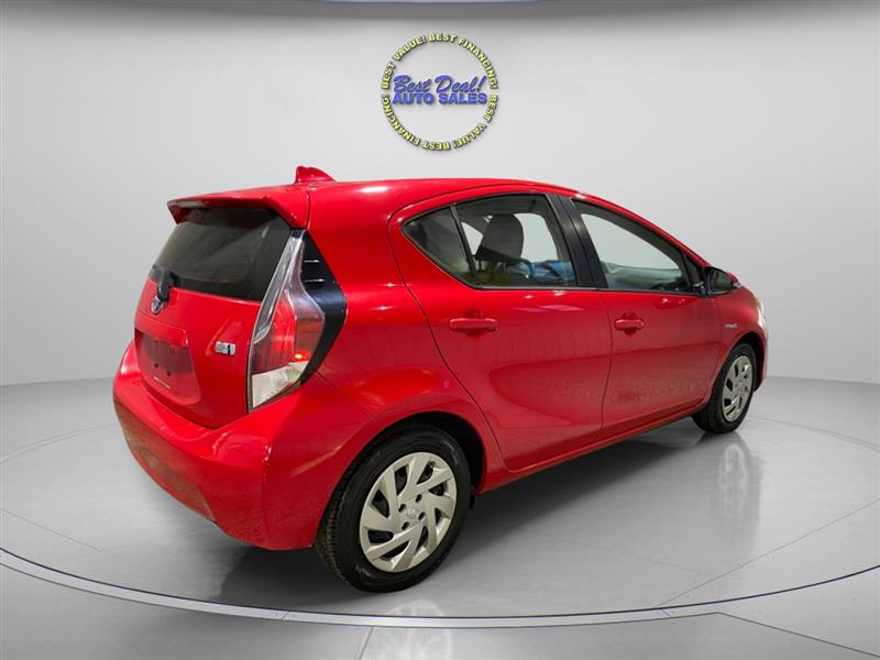 Toyota Prius c Base 2015