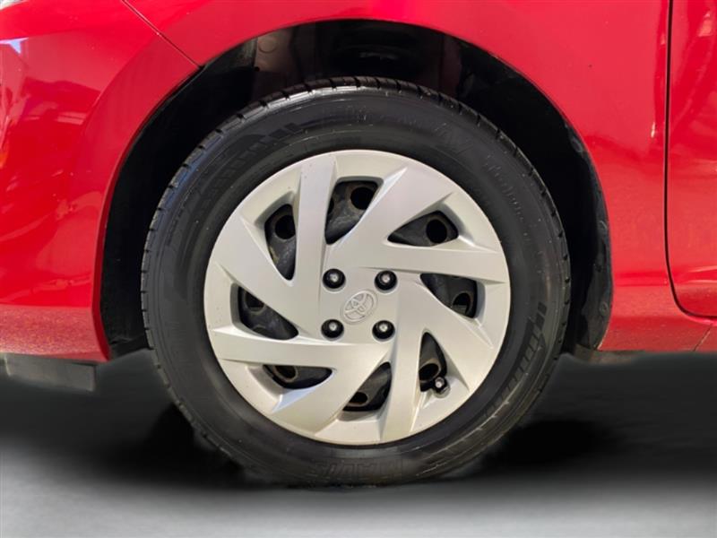 Toyota Prius c Base 2015