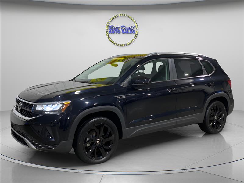 2023 Volkswagen Taos SE 4Motion