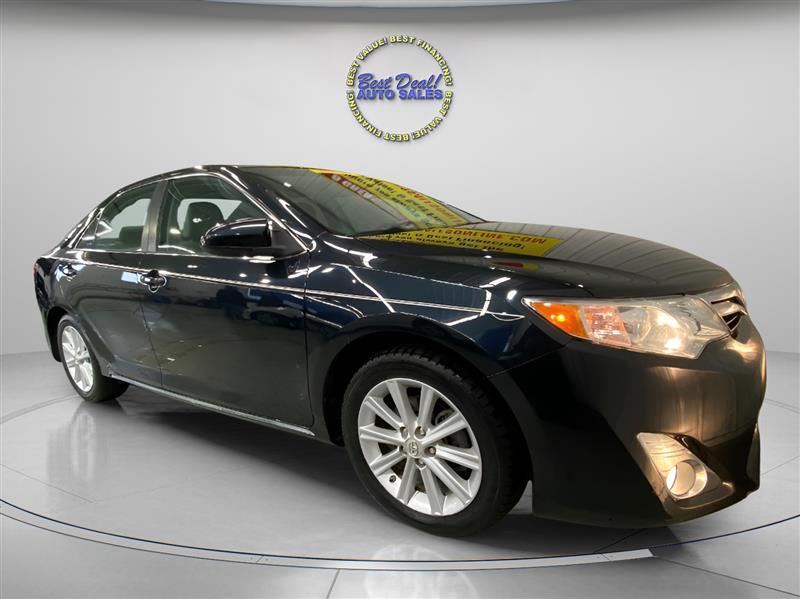 Toyota Camry XLE V6 2012