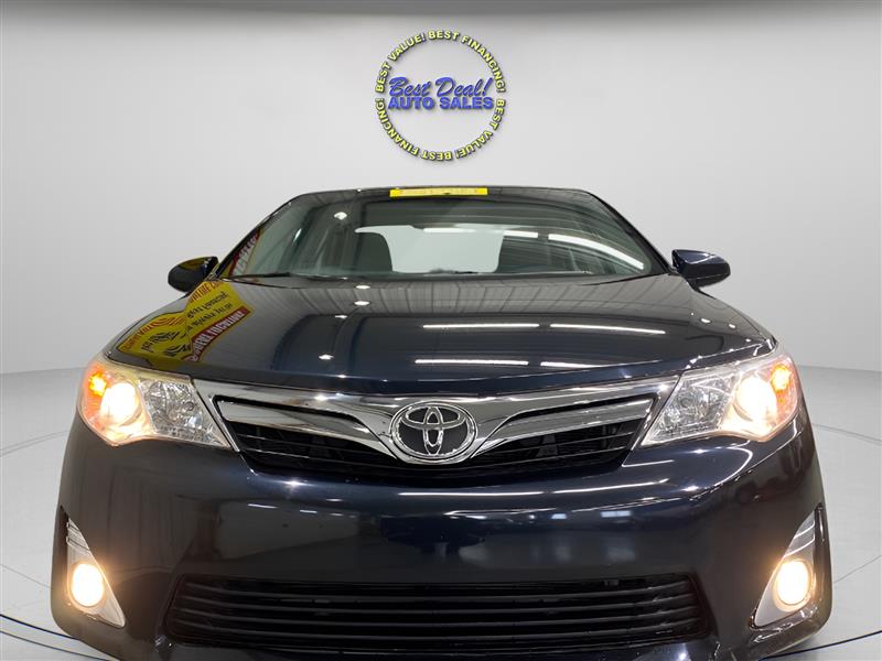 Toyota Camry XLE V6 2012
