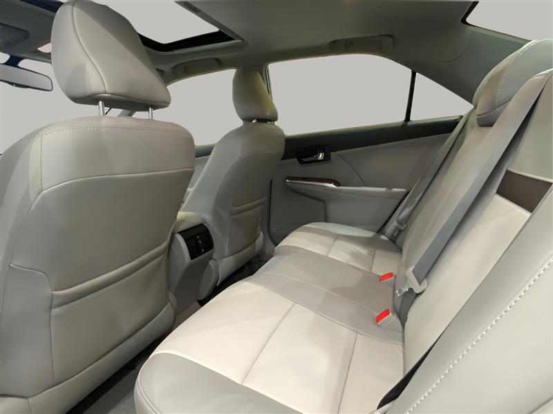 Toyota Camry XLE V6 2012