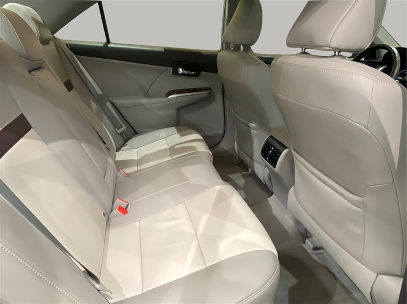 Toyota Camry XLE V6 2012