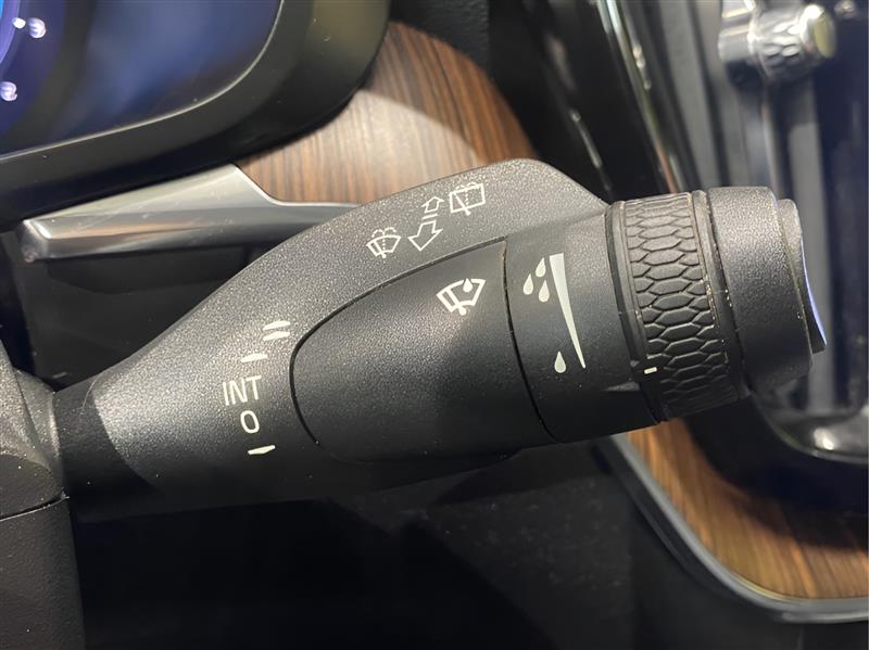 Volvo XC60 T8 Momentum Hybrid AWD 2022