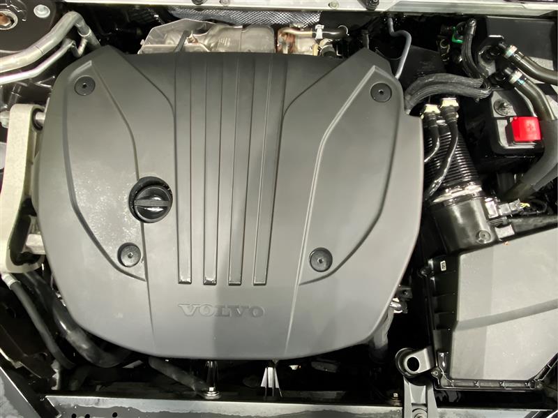 Volvo XC60 T8 Momentum Hybrid AWD 2022