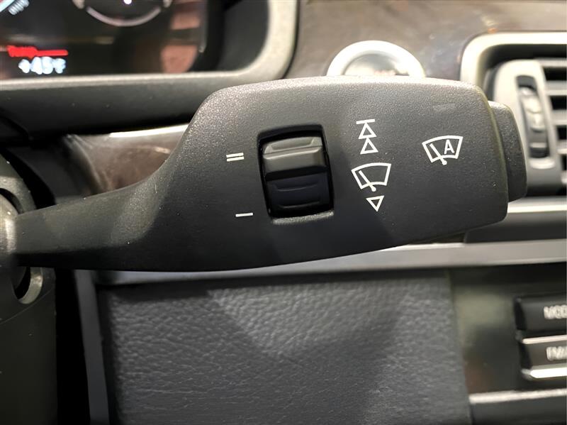 BMW 5-Series 535i xDrive 2016