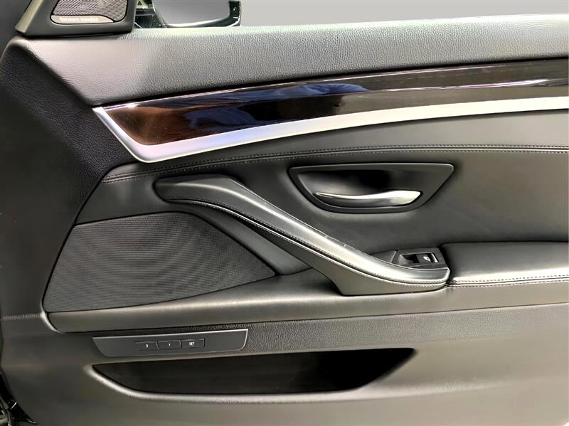 BMW 5-Series 535i xDrive 2016