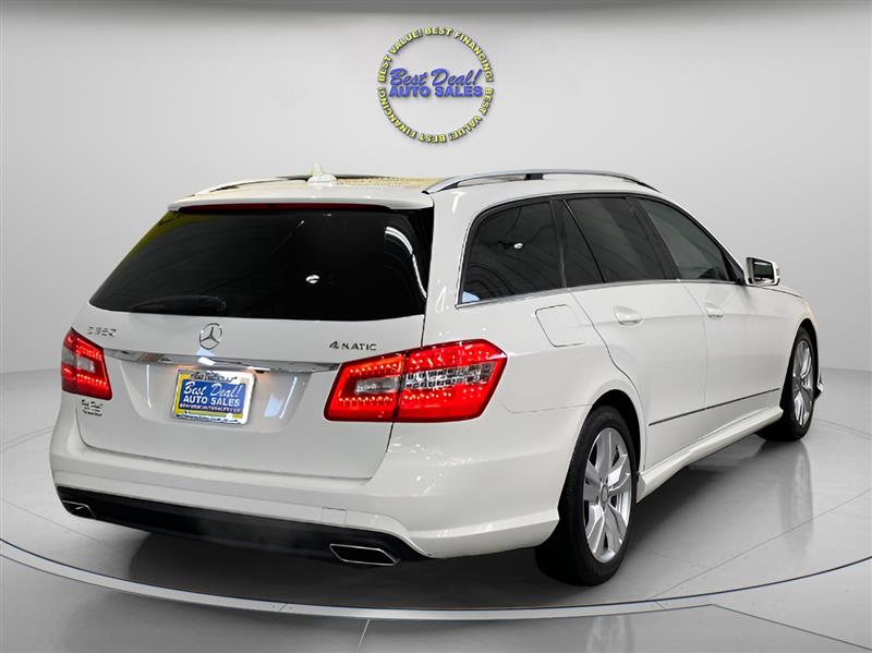 Mercedes-Benz E-Class Wagon E350 4Matic 2011