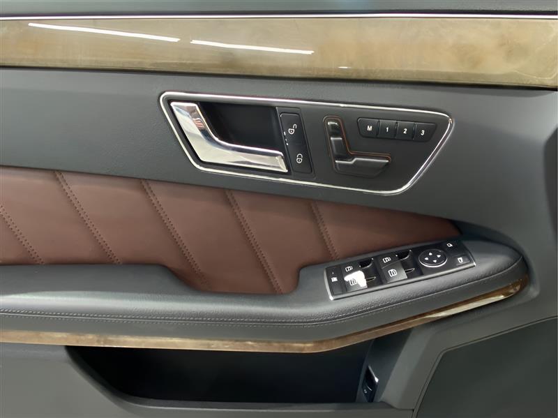 Mercedes-Benz E-Class Wagon E350 4Matic 2011