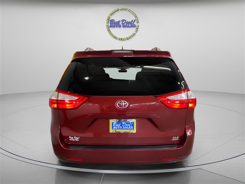 Toyota Sienna XLE 7-Passenger AWD 2019