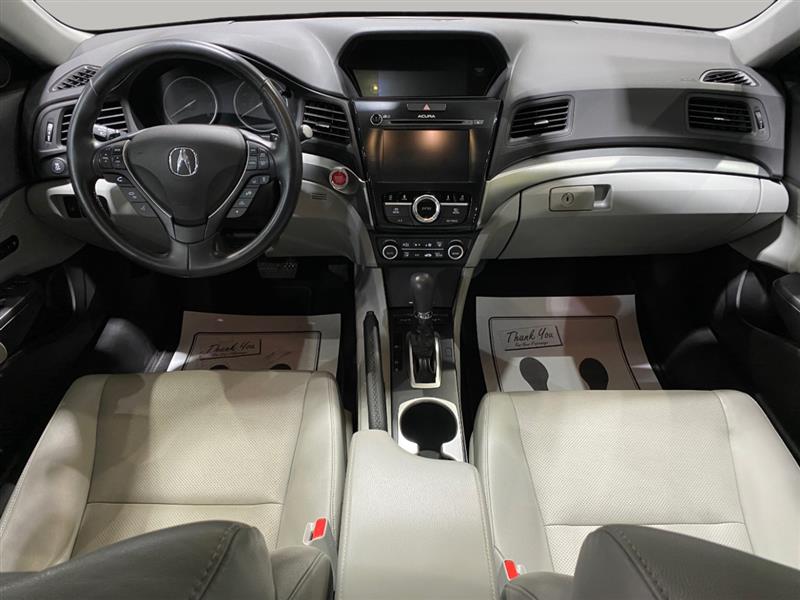 Acura ILX 8-Spd AT w/ Premium Package 2017