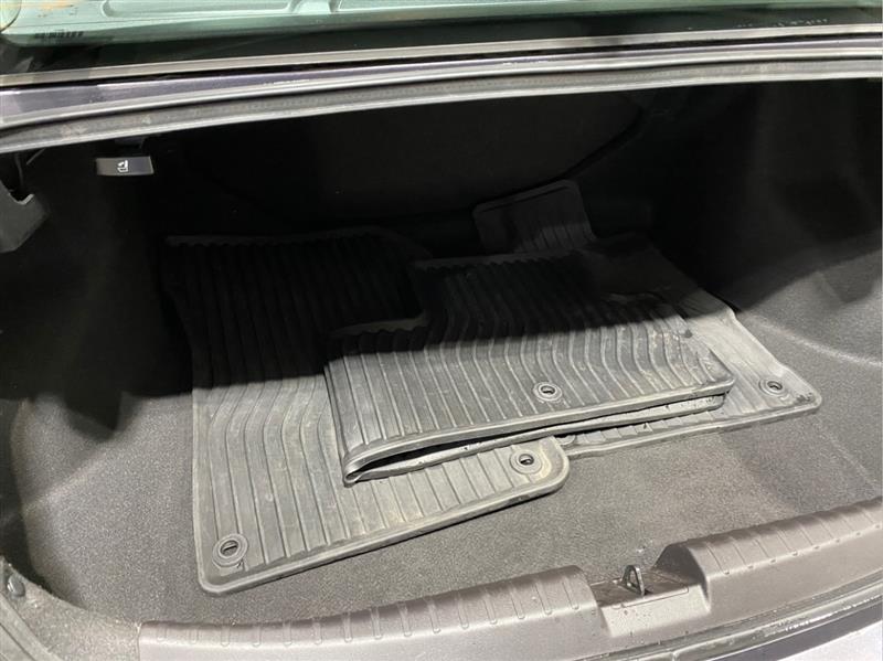 Acura ILX 8-Spd AT w/ Premium Package 2017