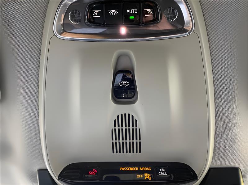 Volvo XC90 T6 Momentum AWD 2018