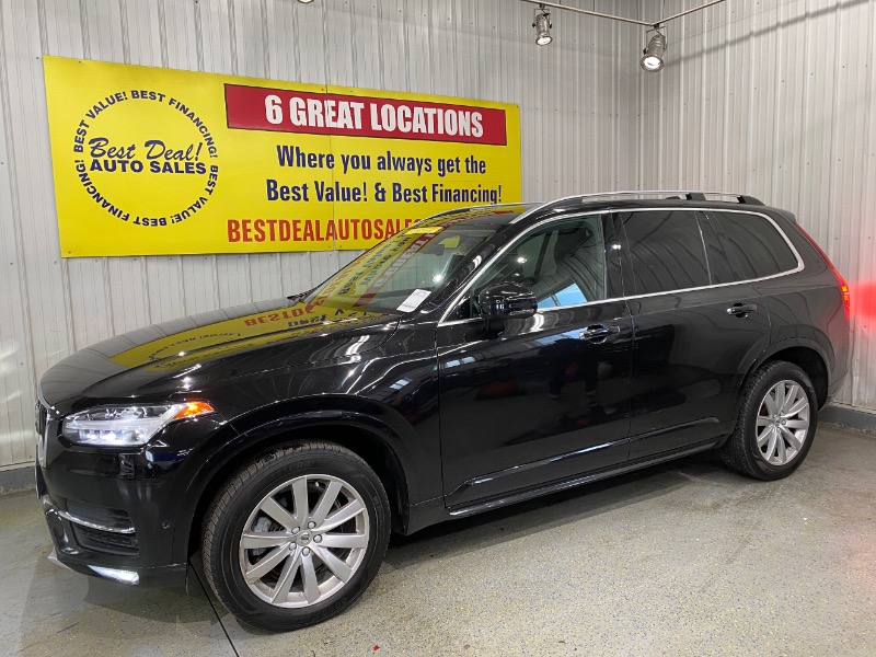 2016 Volvo XC90 T6 Momentum AWD