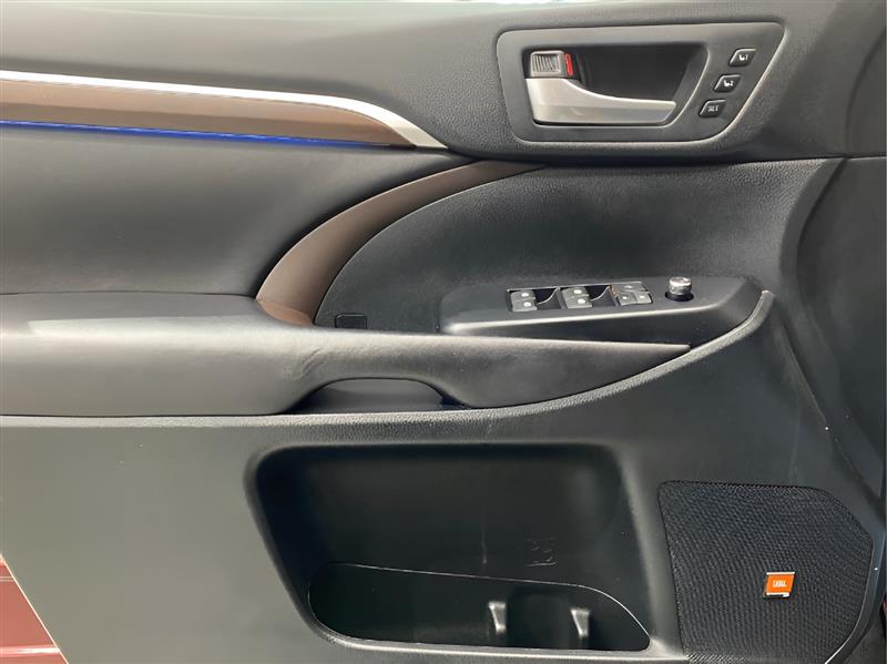 Toyota Highlander Limited AWD V6 2016