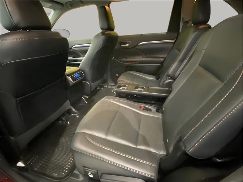 Toyota Highlander Limited AWD V6 2016