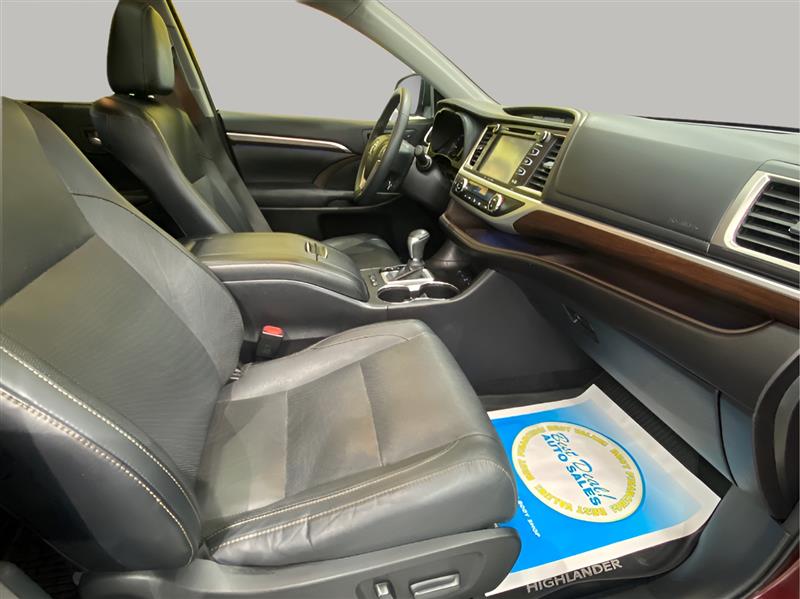 Toyota Highlander Limited AWD V6 2016