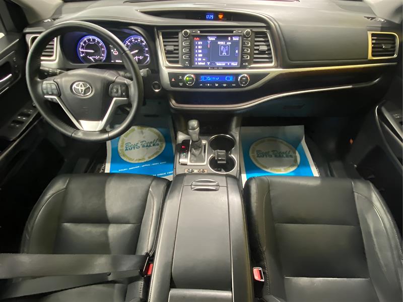 Toyota Highlander Limited AWD V6 2016