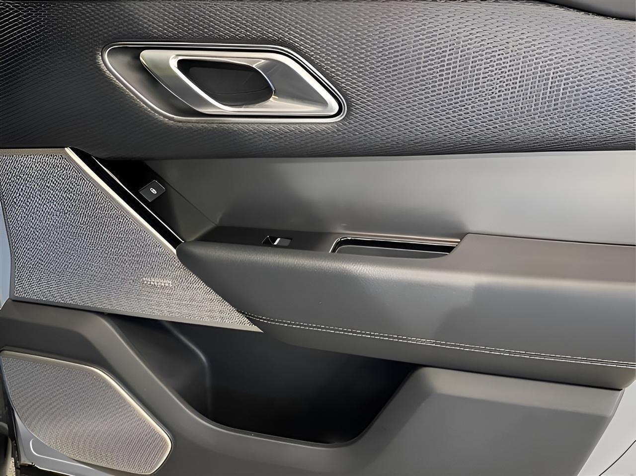 Land Rover Range Rover Velar S 2018