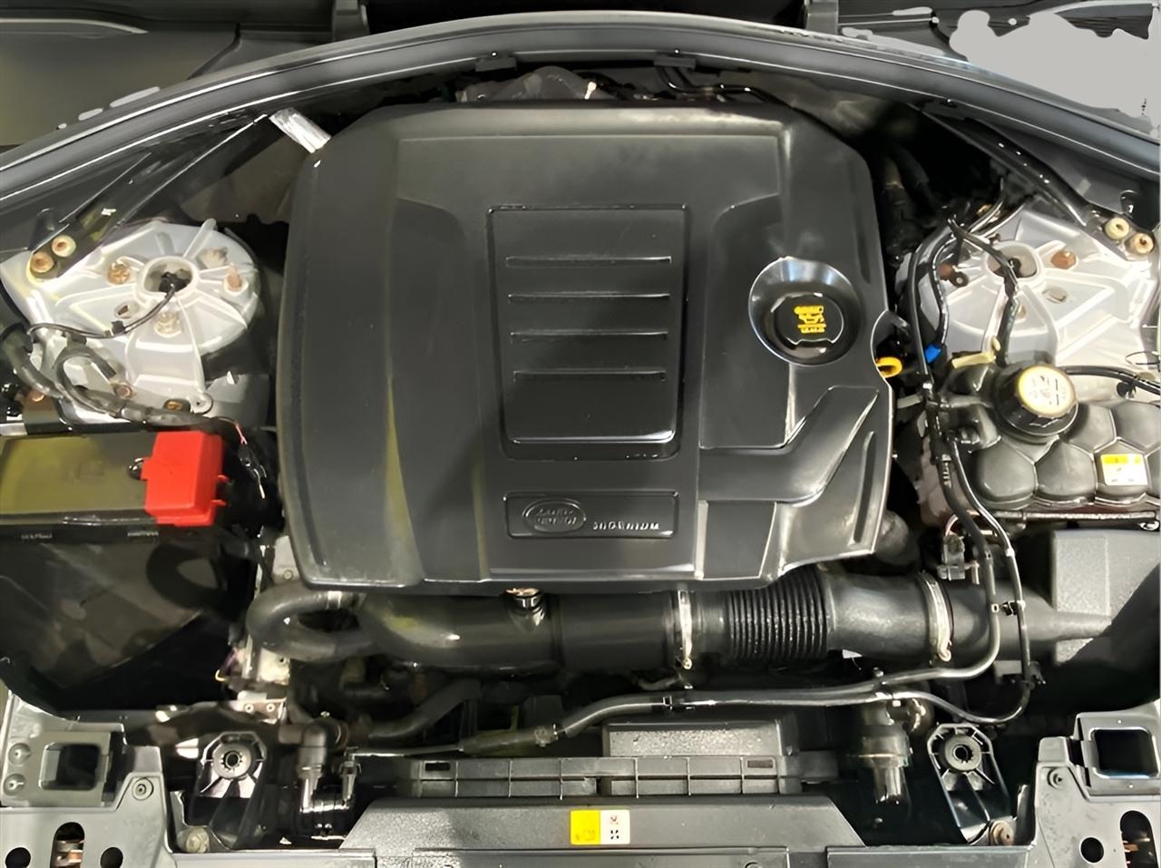 Land Rover Range Rover Velar S 2018