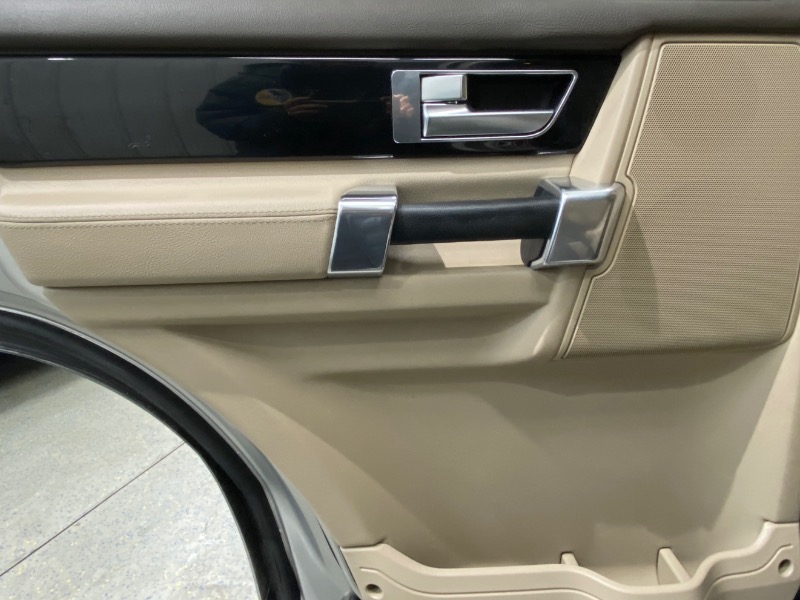 Land Rover LR4 HSE 2016