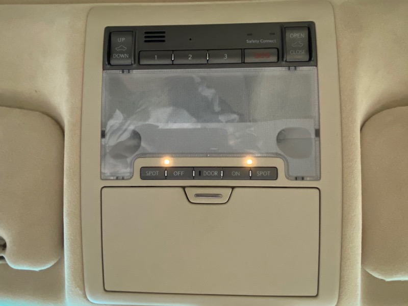 Lexus LS 460 L Luxury Sedan AWD 2011