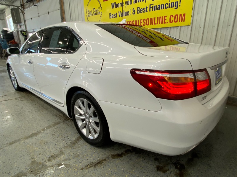 Lexus LS 460 L Luxury Sedan AWD 2011