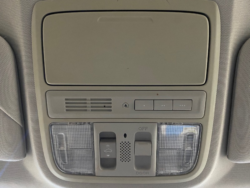 Acura TSX 5-speed AT 2010