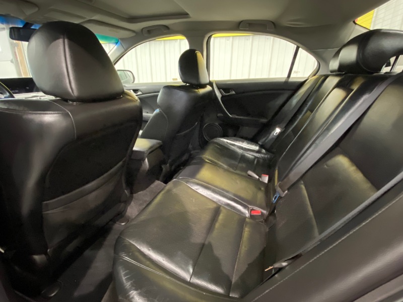 Acura TSX 5-speed AT 2010