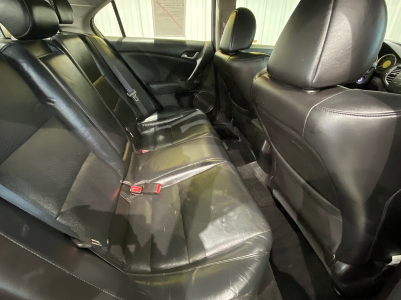 Acura TSX 5-speed AT 2010