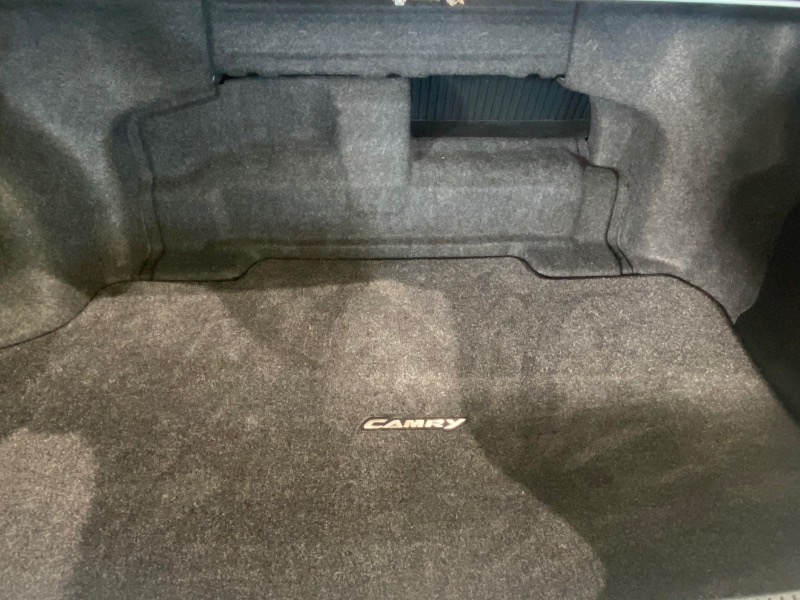 Toyota Camry Hybrid LE 2012