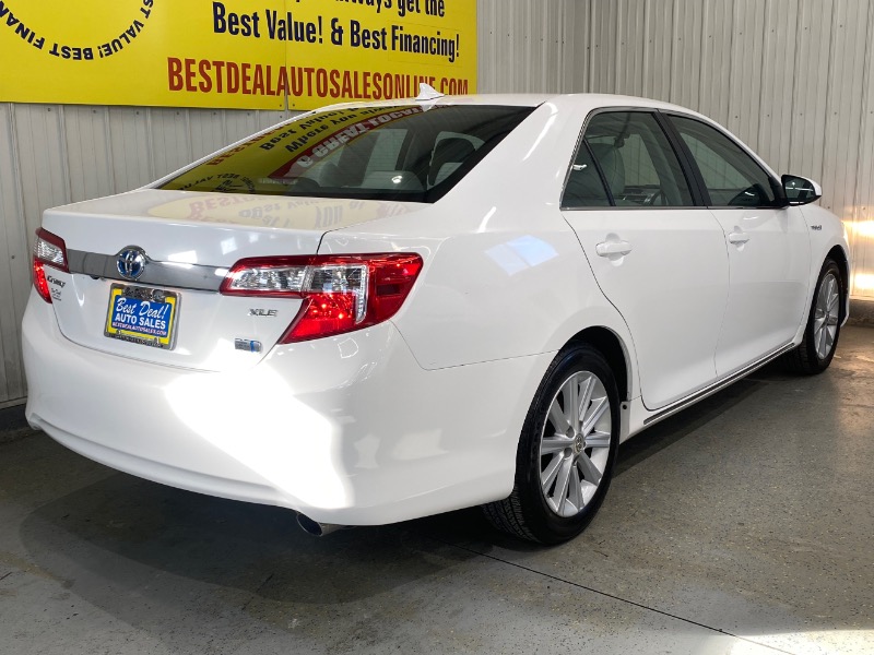 Toyota Camry Hybrid LE 2012
