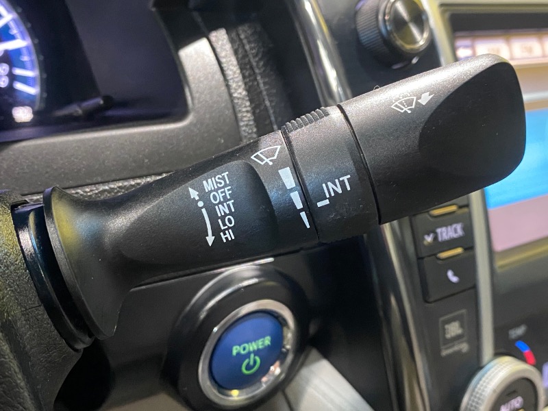 Toyota Camry Hybrid LE 2012