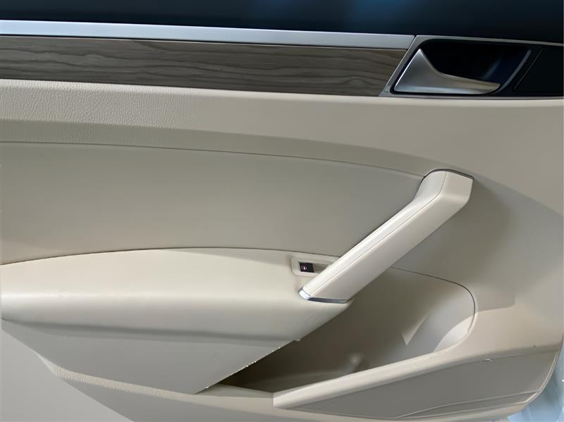 Volkswagen Passat SE 2018