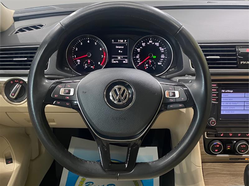 Volkswagen Passat SE 2018