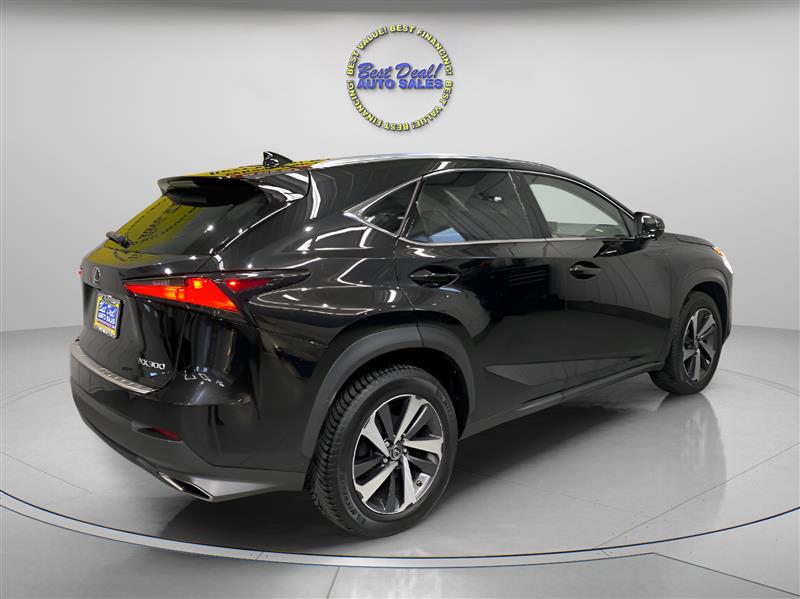 Lexus NX 300 Base AWD 2019