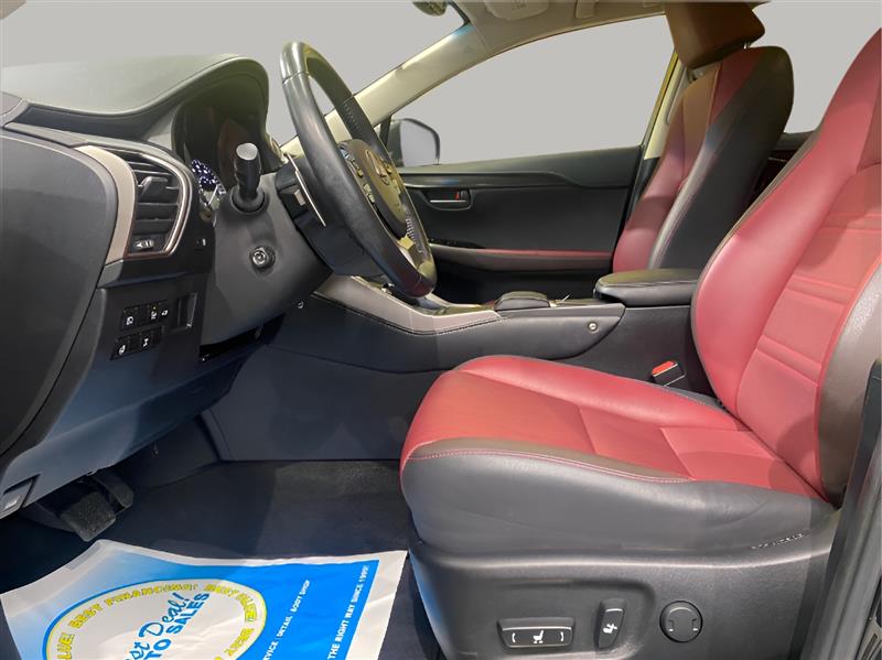 Lexus NX 300 Base AWD 2019