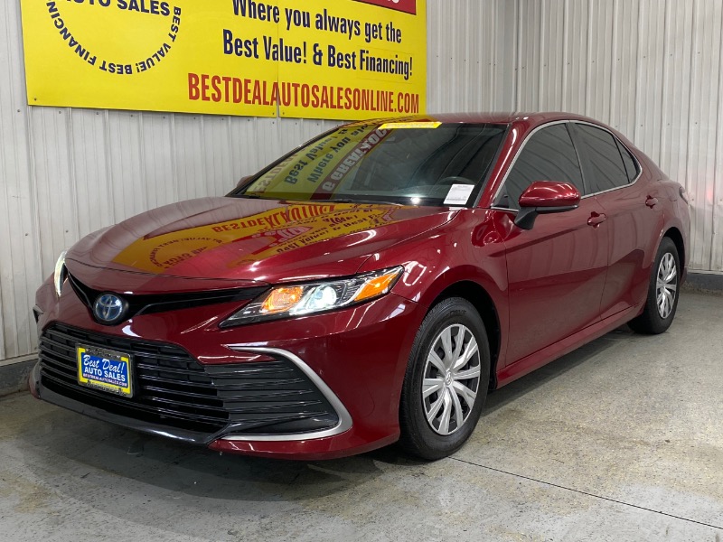 2022 Toyota Camry Hybrid LE