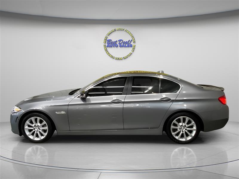 BMW 5-Series 535i xDrive 2016