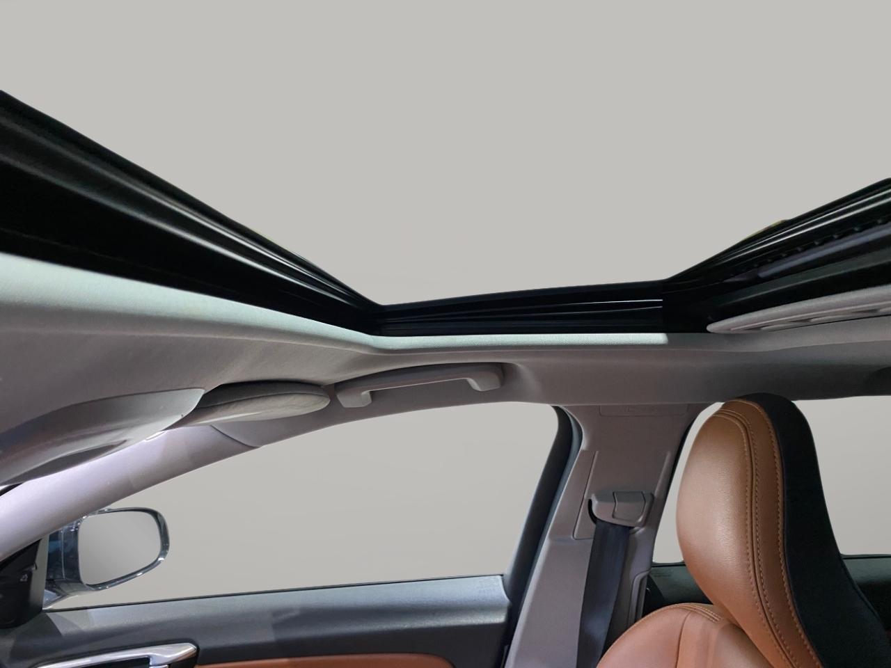 Volvo V60 Cross Country T5 Premier 2015