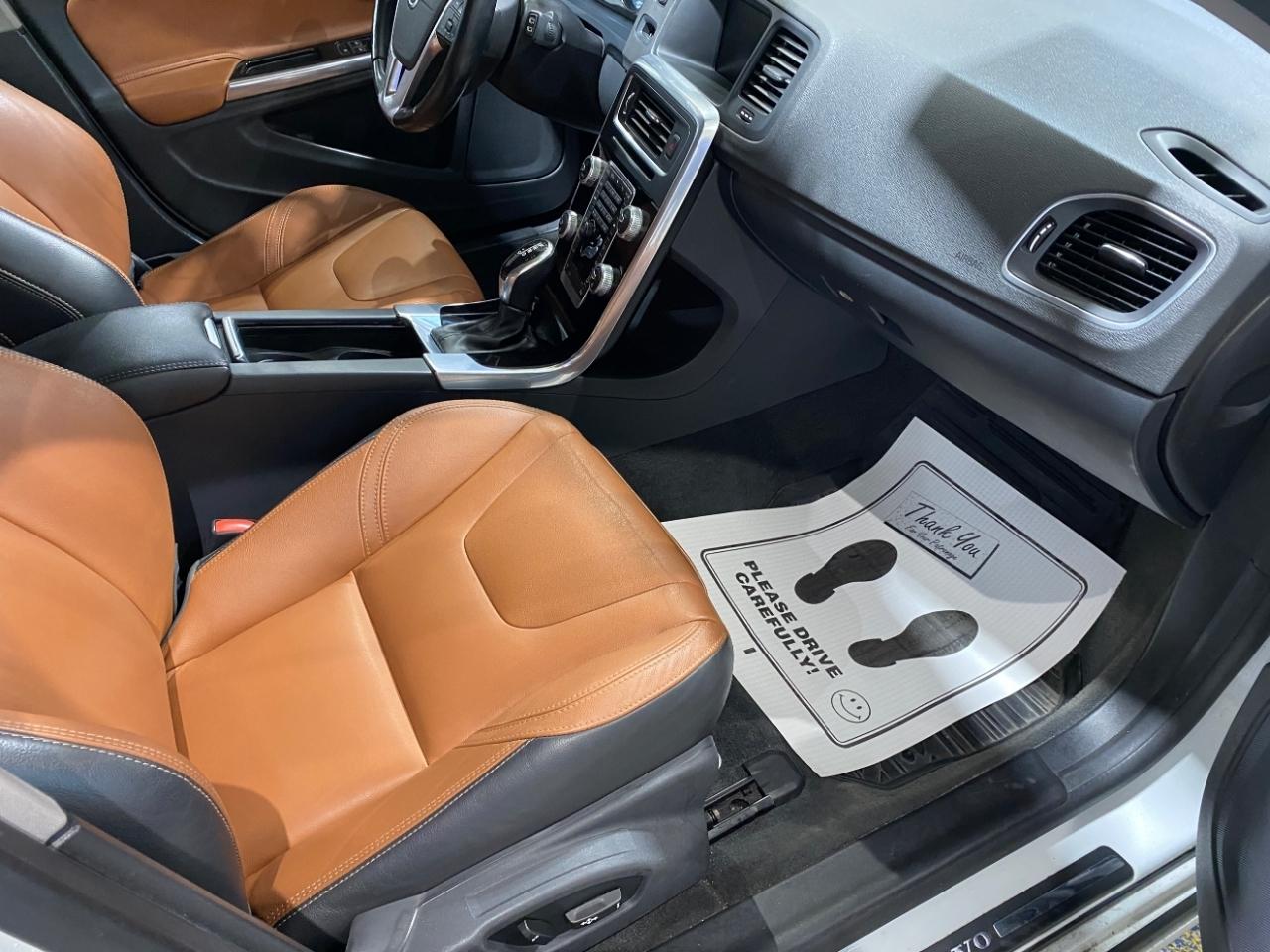 Volvo V60 Cross Country T5 Premier 2015