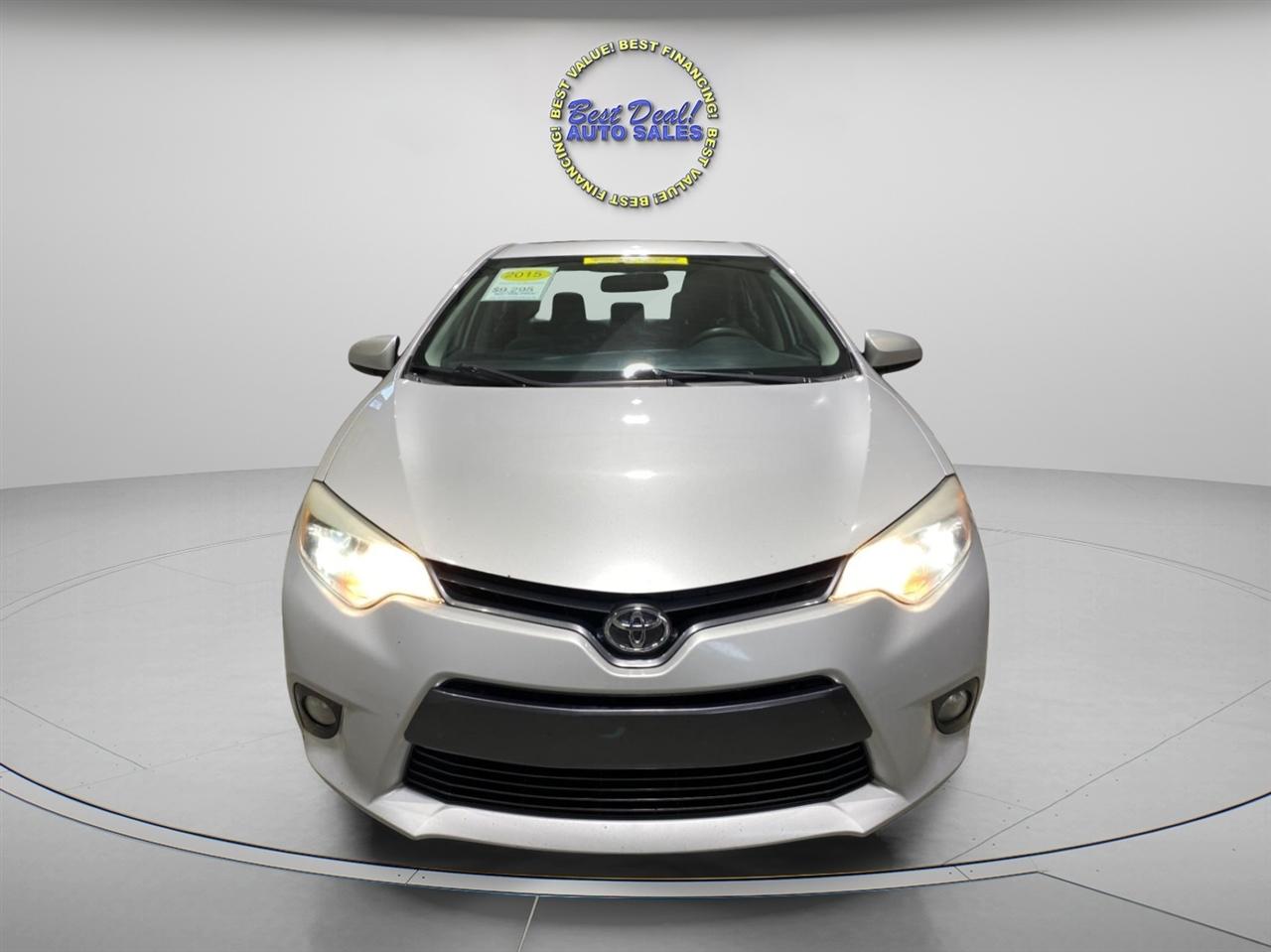 Toyota Corolla 4dr Sdn LE Auto 2015