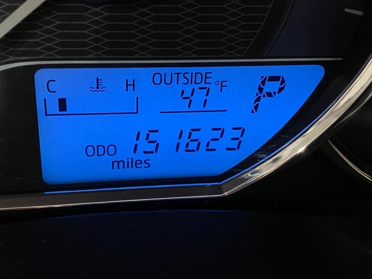 Toyota Corolla 4dr Sdn LE Auto 2015