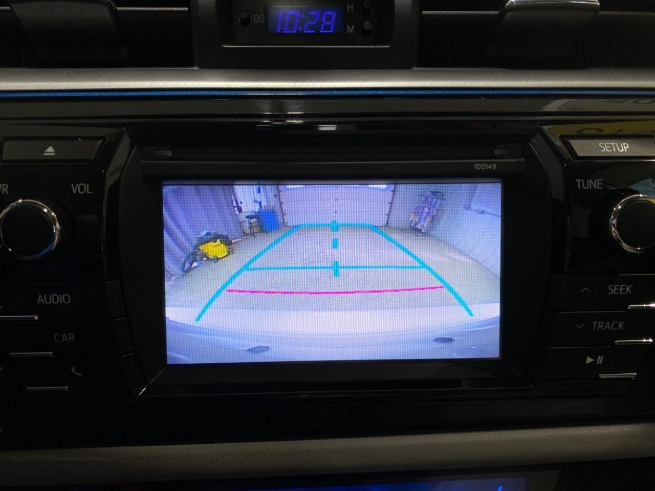 Toyota Corolla 4dr Sdn LE Auto 2015