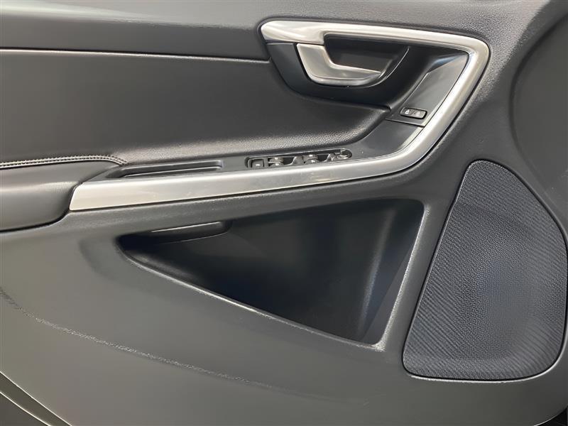 Volvo V60 T5 Premier AWD 2016